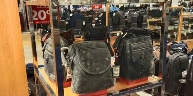 4 Cara Ampuh Membersihkan Tas yang Berjamur, Kamu Harus Coba