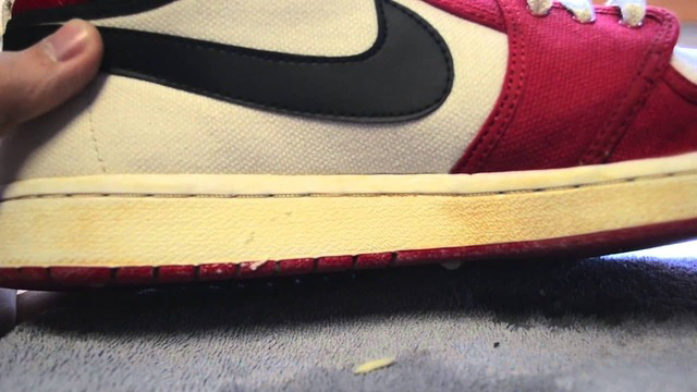 Yellowing Pada Bagian Midsole dapat Diantisipasi? Simak Penejelasannya
