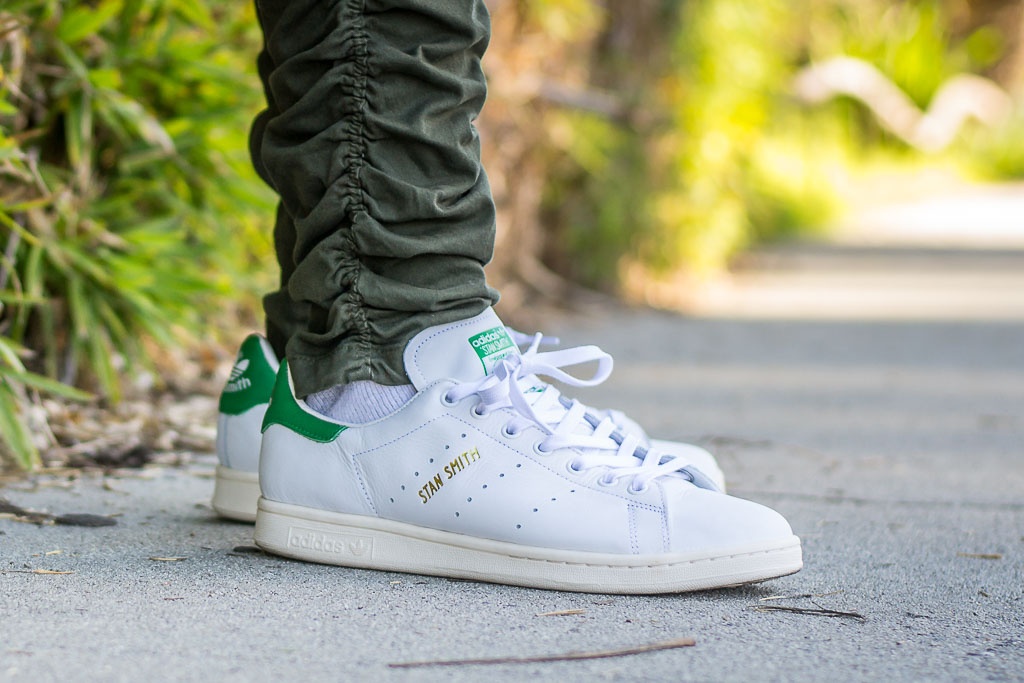 Ikon Mode Abadi: Mengulas Sejarah dan Desain Sepatu Adidas Stan Smith