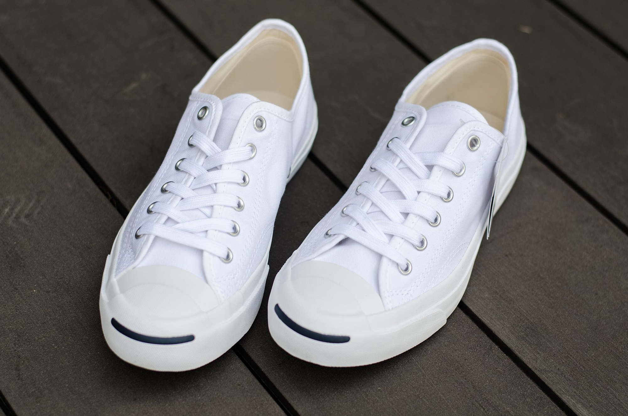 Kisah Perjalanan Converse Jack Purcell: Dari Olahraga hingga Ikon Gaya Hidup